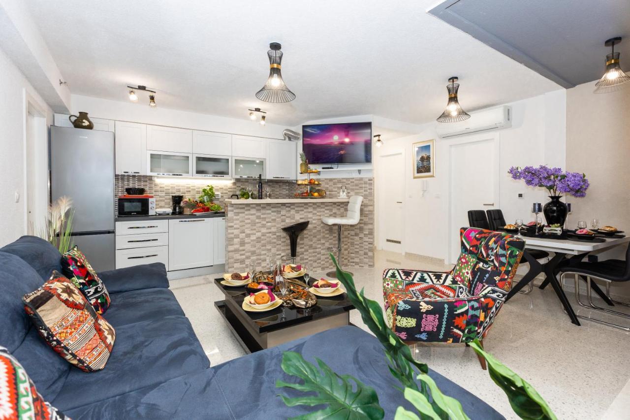 Apartament Presley *
